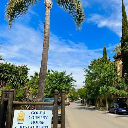 Apartment Next To The El Campanario, Atalaya Golf