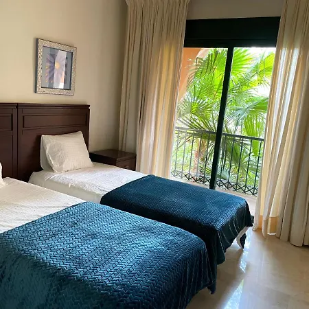 Apartment Next To The El Campanario, Atalaya Golf *